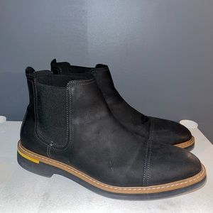 Chelsea Boot -Size 11